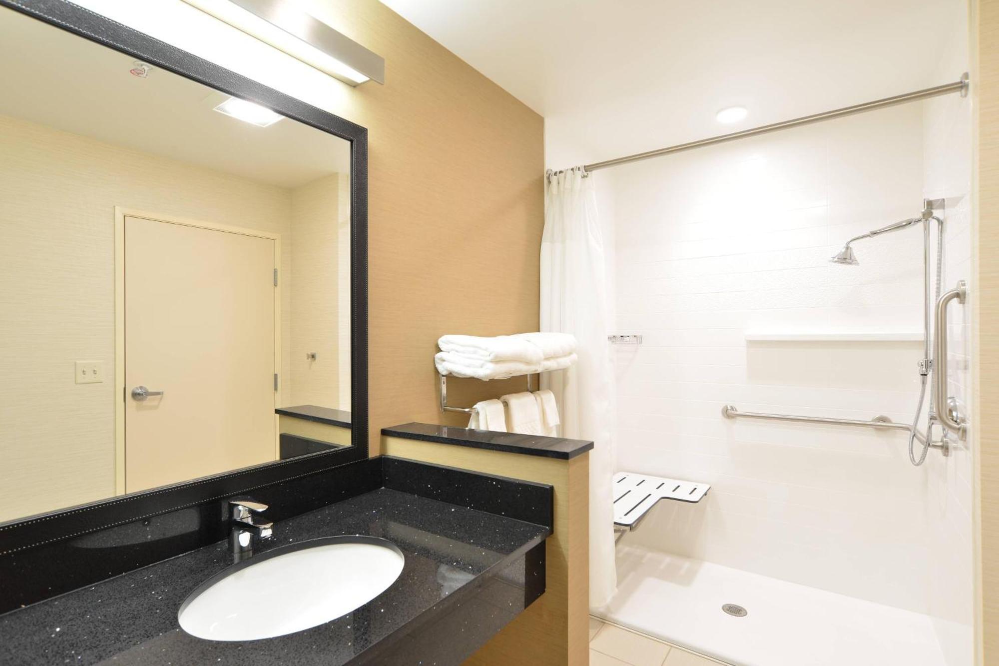 Fairfield Inn & Suites By Marriott Eau Claire/Chippewa Falls Esterno foto